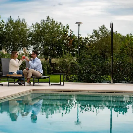 Relais Ormaneto Couette-café 3*