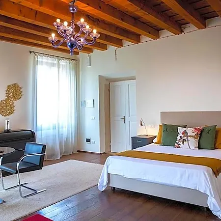 Relais Ormaneto לינה וארוחת בוקר 4*